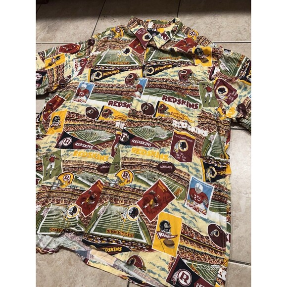 WASHINGTON REDSKINS Shirt Mens XXL Hawaiian Camp CHAMPIONSHIP LEGACY AOP RAYON - Picture 1 of 6